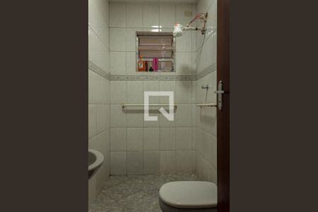 Casa à venda com 365m², 4 quartos e 1 vaga Casa à venda com 365m², 4 quartos e 1 vagaBanheiro 3