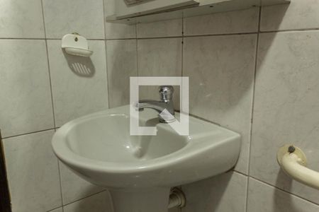 Casa à venda com 365m², 4 quartos e 1 vaga Casa à venda com 365m², 4 quartos e 1 vagaBanheiro 3