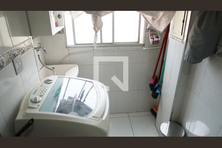 Apartamento à venda com 56m², 3 quartos e 1 vagaÁrea de Serviço