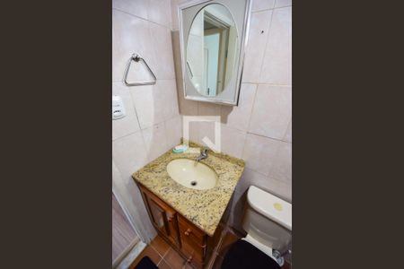 Apartamento para alugar com 58m², 3 quartos e sem vaga Apartamento para alugar com 58m², 3 quartos e sem vagaBanheiro
