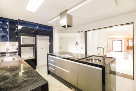 Apartamento à venda com 210m², 4 quartos e 3 vagasCozinha