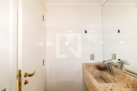 Apartamento à venda com 210m², 4 quartos e 3 vagasBanheiro da Área de serviço