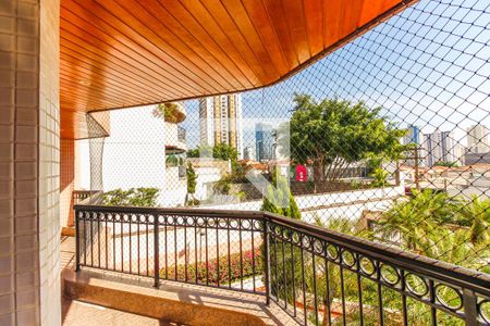 Apartamento à venda com 210m², 4 quartos e 3 vagasSacada