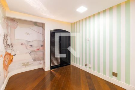 Apartamento à venda com 210m², 4 quartos e 3 vagasSuíte 2