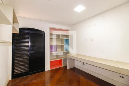 Apartamento à venda com 210m², 4 quartos e 3 vagasQuarto