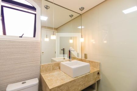 Apartamento à venda com 210m², 4 quartos e 3 vagasBanheiro da Suíte 2