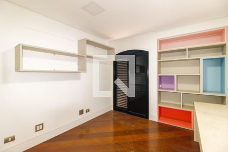 Apartamento à venda com 210m², 4 quartos e 3 vagasQuarto