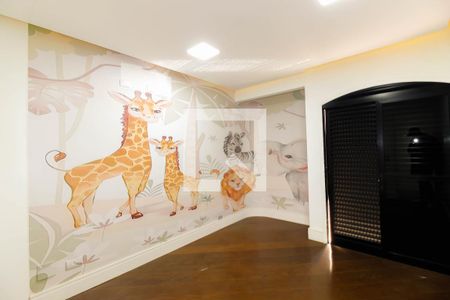 Apartamento à venda com 210m², 4 quartos e 3 vagasSuíte 2