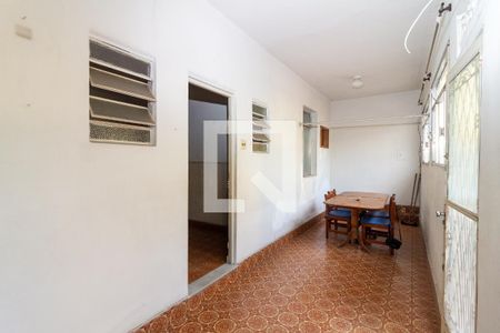 Casa à venda com 300m², 2 quartos e 3 vagasCopa