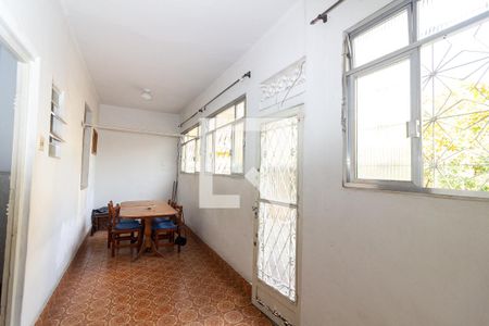 Casa à venda com 300m², 2 quartos e 3 vagasCopa