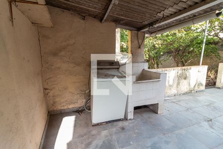 Casa à venda com 300m², 2 quartos e 3 vagasÁrea de Serviço