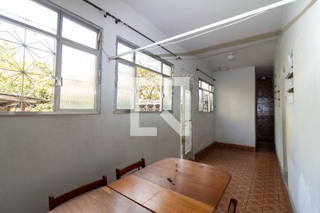Casa à venda com 300m², 2 quartos e 3 vagasCopa
