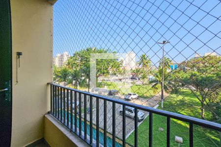 Varanda  de apartamento para alugar com 2 quartos, 69m² em Enseada, Guarujá