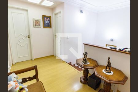 Apartamento à venda com 247m², 3 quartos e 2 vagas Apartamento à venda com 247m², 3 quartos e 2 vagasHall e escada