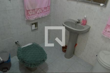 Casa à venda com 314m², 3 quartos e 2 vagasBanheiro