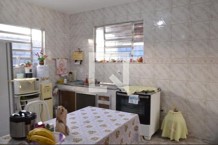 Casa à venda com 314m², 3 quartos e 2 vagasCozinha