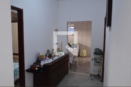 Casa à venda com 314m², 3 quartos e 2 vagasCorredor 