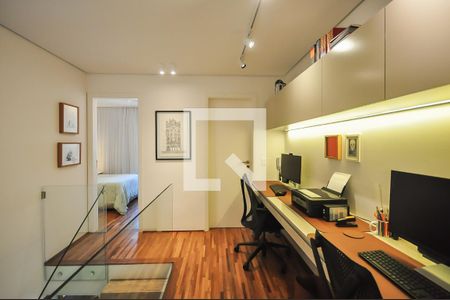 Apartamento à venda com 100m², 2 quartos e 2 vagasEscritório