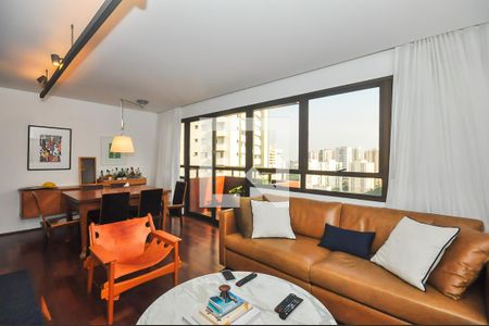 Apartamento à venda com 100m², 2 quartos e 2 vagasSala
