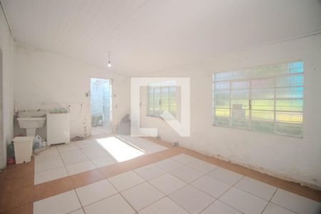 Casa à venda com 300m², 2 quartos e 2 vagas Casa à venda com 300m², 2 quartos e 2 vagasÁrea de Serviço