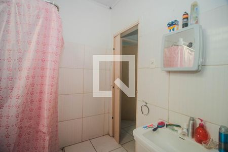 Casa à venda com 300m², 2 quartos e 2 vagas Casa à venda com 300m², 2 quartos e 2 vagasBanheiro Social