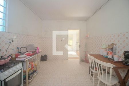 Casa à venda com 300m², 2 quartos e 2 vagas Casa à venda com 300m², 2 quartos e 2 vagasCozinha