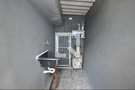 Casa à venda com 120m², 3 quartos e 1 vagaÁrea de serviço 1