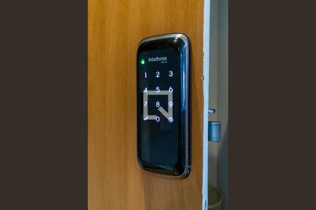 Apartamento à venda com 43m², 2 quartos e sem vaga Apartamento à venda com 43m², 2 quartos e sem vagaFechadura Eletrônica