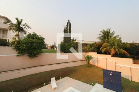 Casa de condomínio à venda com 420m², 3 quartos e 4 vagas Casa de condomínio à venda com 420m², 3 quartos e 4 vagasÁrea comum