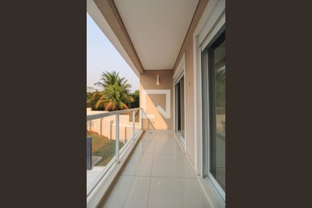 Casa de condomínio à venda com 420m², 3 quartos e 4 vagas Casa de condomínio à venda com 420m², 3 quartos e 4 vagasQuarto 1