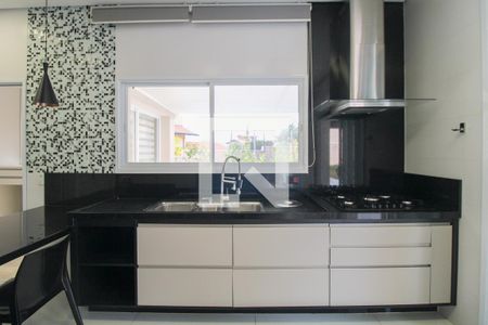 Casa de condomínio à venda com 420m², 3 quartos e 4 vagas Casa de condomínio à venda com 420m², 3 quartos e 4 vagasCozinha