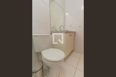 Casa de condomínio à venda com 89m², 3 quartos e 3 vagas Casa de condomínio à venda com 89m², 3 quartos e 3 vagasBanheiro