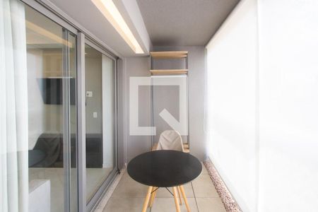 Varanda de kitnet/studio à venda com 1 quarto, 43m² em Brooklin, São Paulo