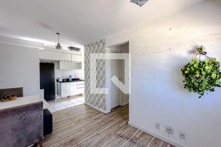 Apartamento à venda com 41m², 2 quartos e sem vaga Apartamento à venda com 41m², 2 quartos e sem vagaSala