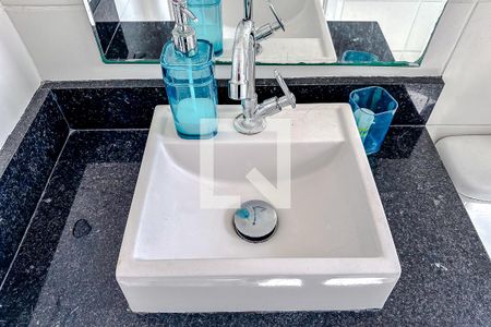 Apartamento à venda com 41m², 2 quartos e sem vaga Apartamento à venda com 41m², 2 quartos e sem vagaBanheiro