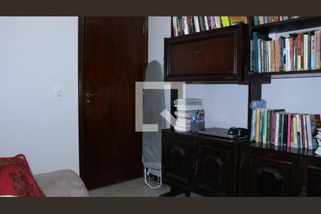 Casa à venda com 200m², 3 quartos e 2 vagasQuarto 3