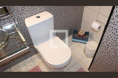 Casa à venda com 200m², 3 quartos e 2 vagasLavabo