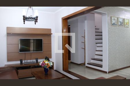 Sala de casa à venda com 3 quartos, 200m² em Parque Residencial Oratorio, São Paulo