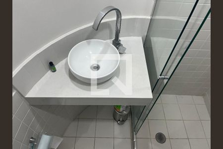 Apartamento para alugar com 58m², 2 quartos e 2 vagasBanheiro