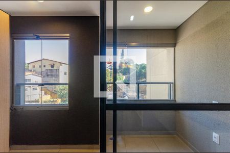 Studio de kitnet/studio para alugar com 1 quarto, 27m² em Vila Primavera, São Paulo