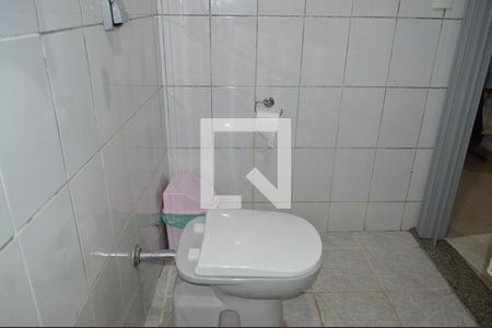 Casa à venda com 150m², 4 quartos e 1 vagaBanheiro