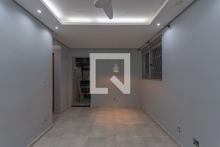 Sala de apartamento para alugar com 2 quartos, 45m² em Piratininga, Belo Horizonte