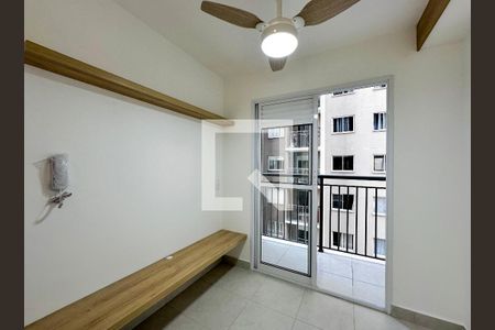 Sala de apartamento para alugar com 1 quarto, 30m² em Jardim Caravelas, São Paulo
