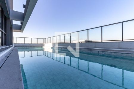 Apartamento à venda com 35m², 1 quarto e sem vaga Apartamento à venda com 35m², 1 quarto e sem vagaÁrea comum - Piscina