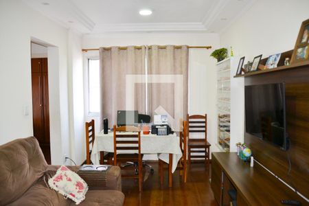 Apartamento à venda com 69m², 2 quartos e 1 vaga Apartamento à venda com 69m², 2 quartos e 1 vagaSala