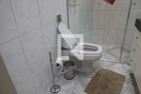 Casa para alugar com 90m², 2 quartos e 2 vagasBanheiro Social
