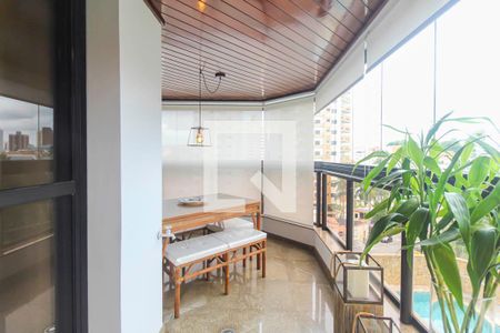 Apartamento à venda com 3 quartos, 170m² em Jardim Avelino, São Paulo