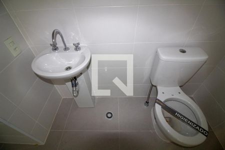 Banheiro  de kitnet/studio à venda com 1 quarto, 25m² em Jardim das Acacias, São Paulo