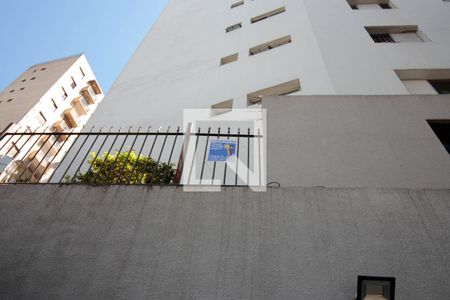 Apartamento para alugar com 40m², 1 quarto e 1 vagaPlaquinha - Fachada
