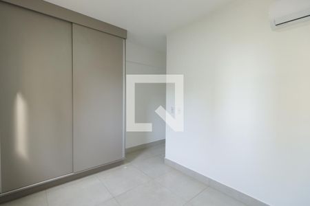 Apartamento para alugar com 65m², 2 quartos e 1 vagaSuíte